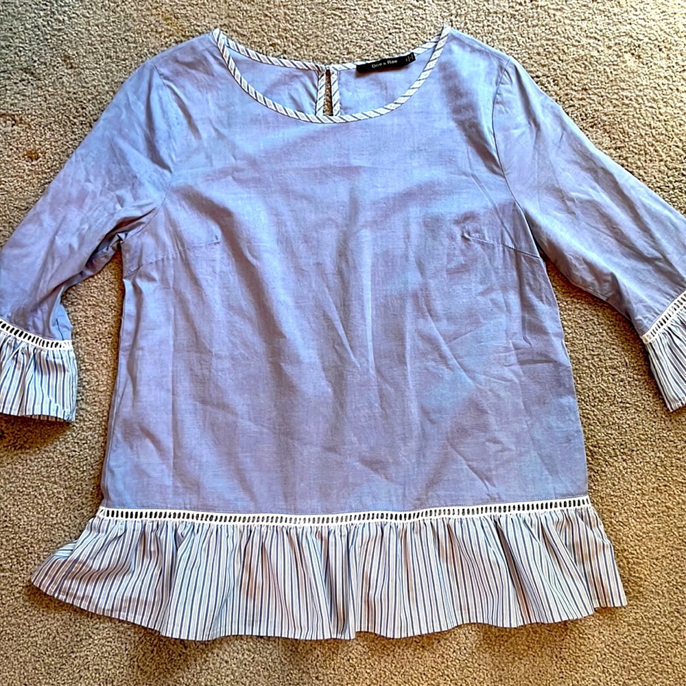 Adorable 3/4 sleeve boutique top size medium